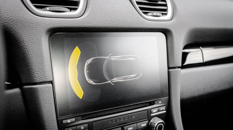 Porsche 718 Cayman T