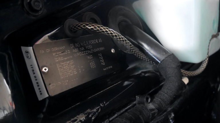 Porsche 964 Carrera RS