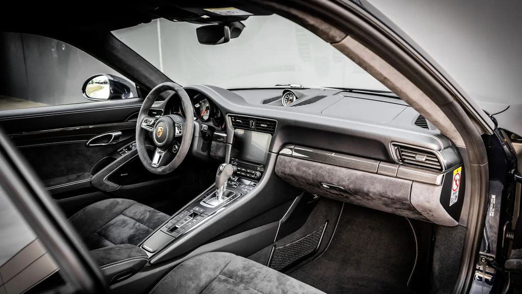 Porsche 991.2 Carrera 4 GTS