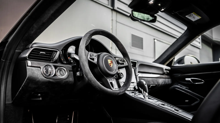 Porsche 991.2 Carrera 4 GTS