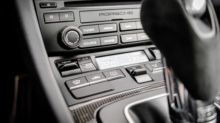 Porsche 991.2 Carrera GTS