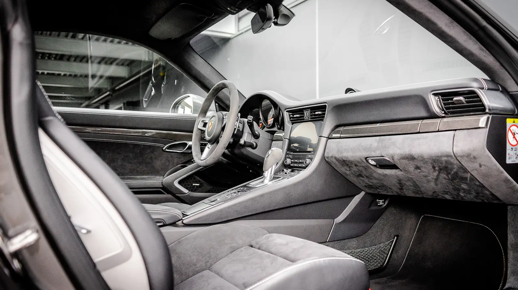 Porsche 991.2 Carrera GTS