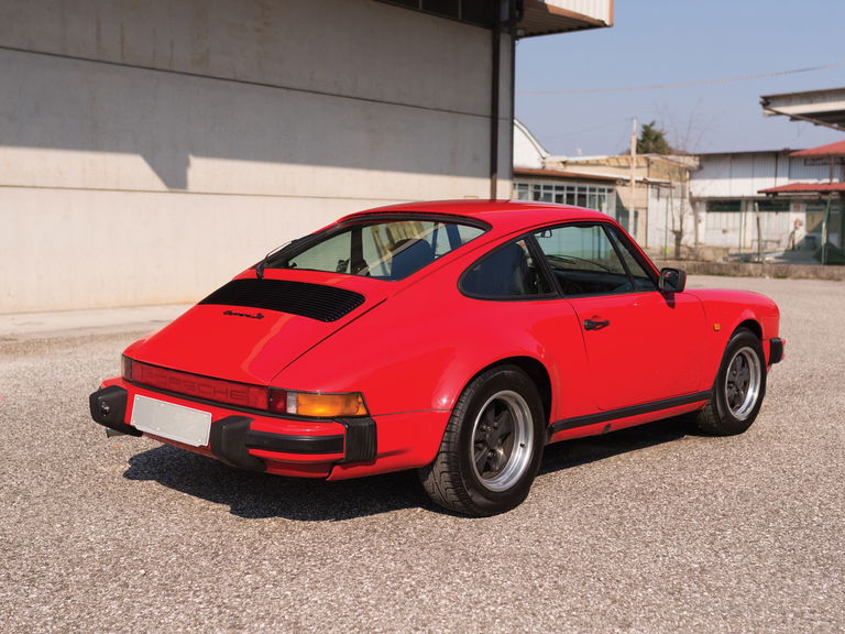 Porsche 911 Carrera 3,0