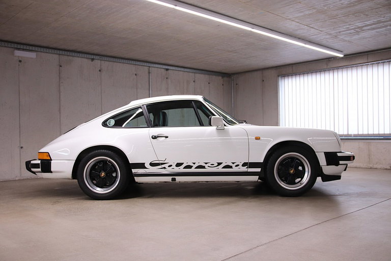 Porsche 911 Carrera 3.2