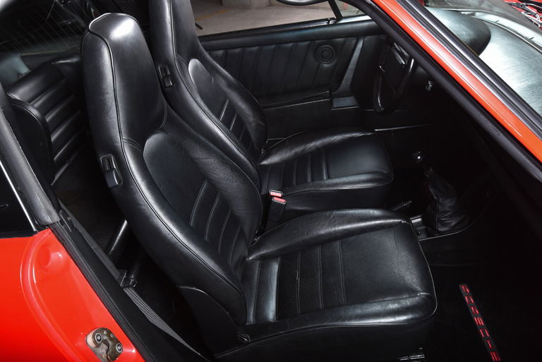 Porsche 911 Carrera 3.2 (US)