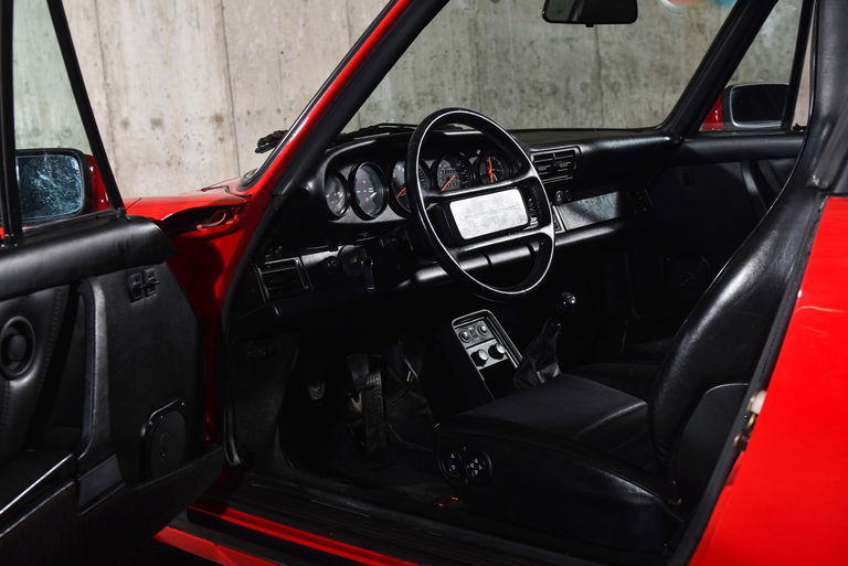 Porsche 911 Carrera 3.2 (US)