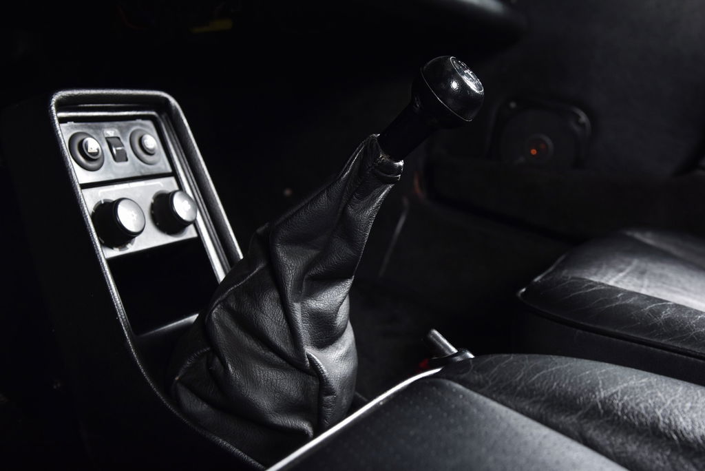 Porsche 911 Carrera 3.2 (US)