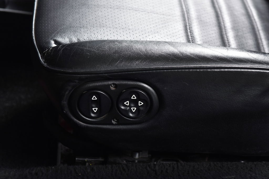 Porsche 911 Carrera 3.2 (US)