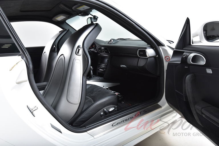 Porsche 997.2 Carrera GTS