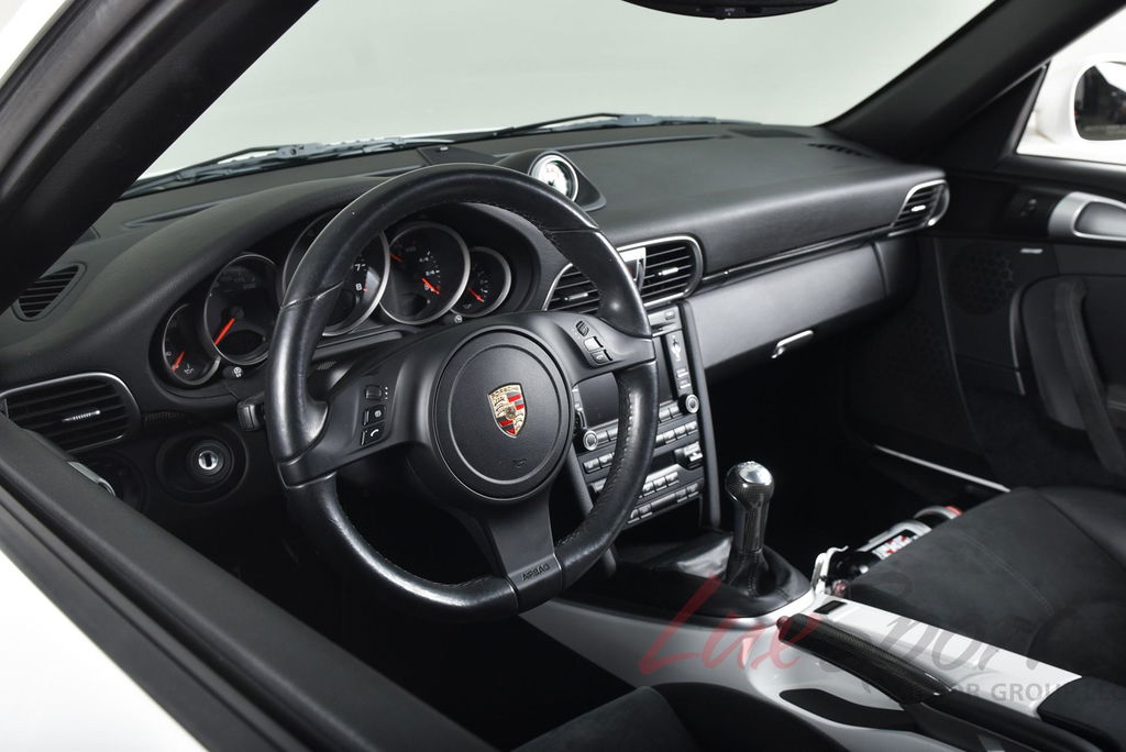 Porsche 997.2 Carrera GTS