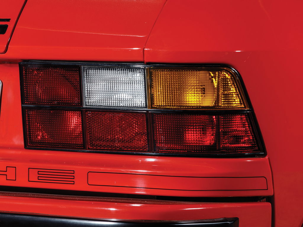 Porsche 924 Carrera GTS