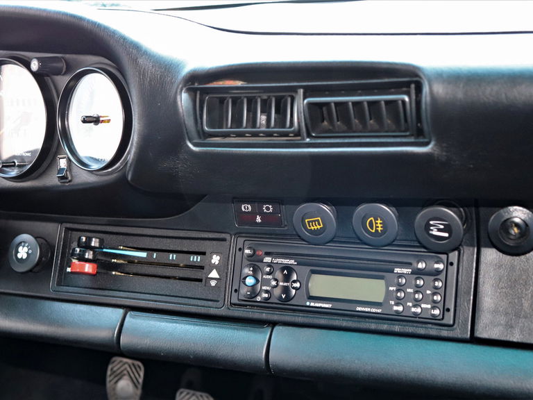 Porsche 911 Turbo 3.3