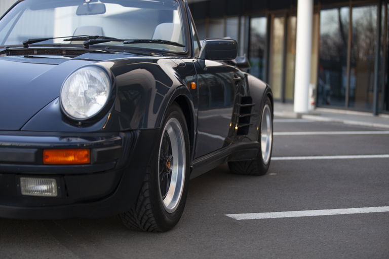 Porsche 911 Turbo 3.3