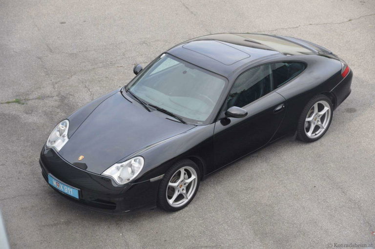 Porsche 996 Carrera 4