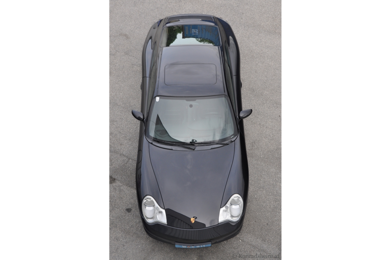 Porsche 996 Carrera 4