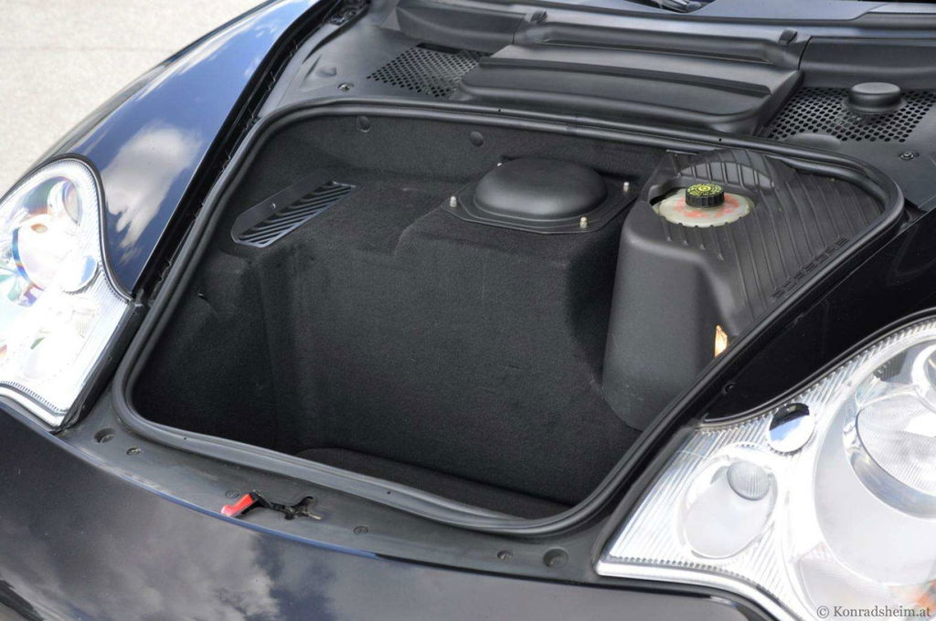 Porsche 996 Carrera 4