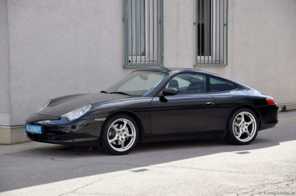 Porsche 996 Carrera 4