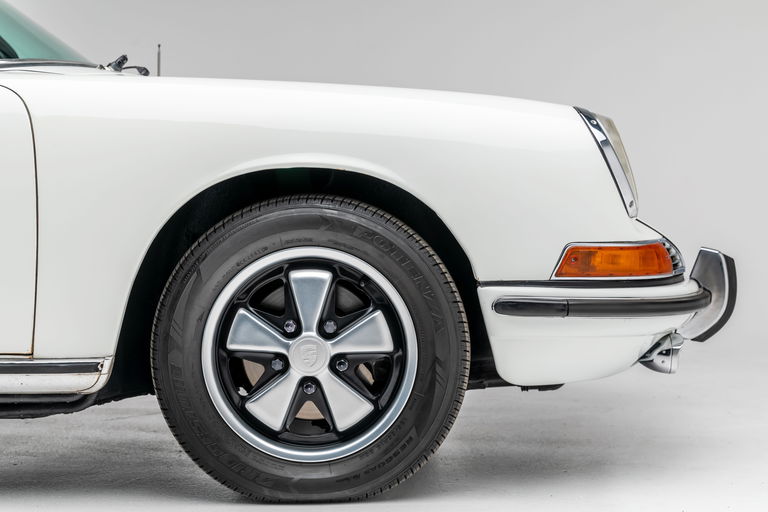 Porsche 911 S (F-Modell)