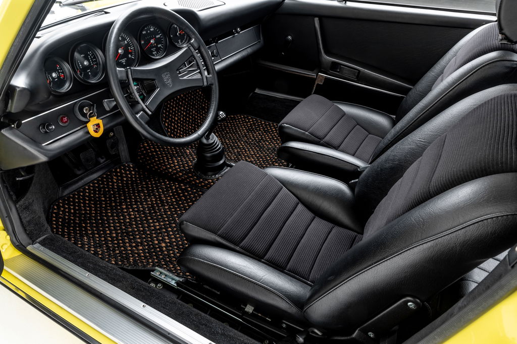 Porsche 911 Carrera RS