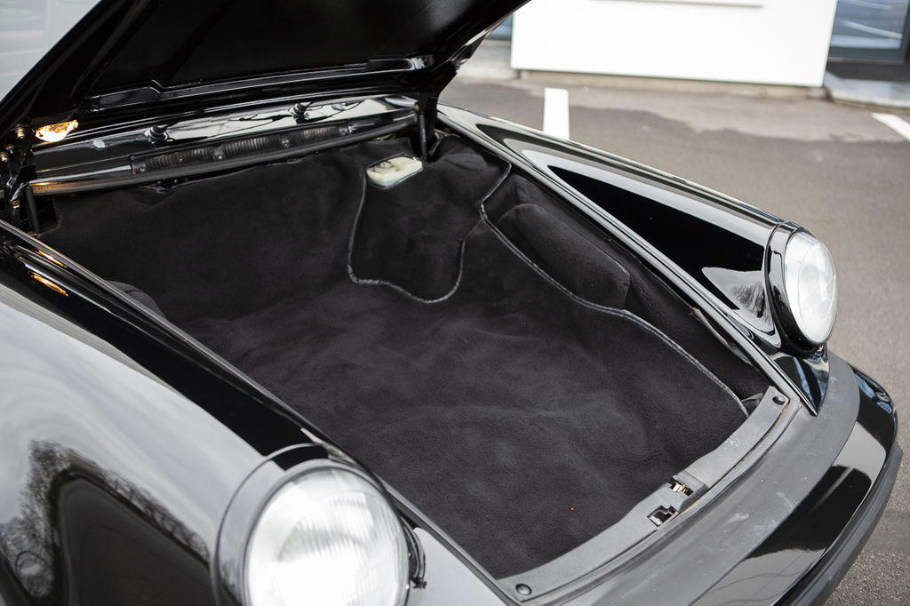 Porsche 911 Turbo 3.3