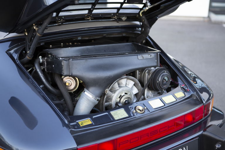 Porsche 911 Turbo 3.3