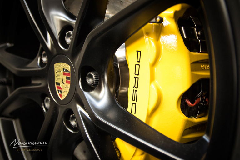 Porsche 718 Cayman GTS