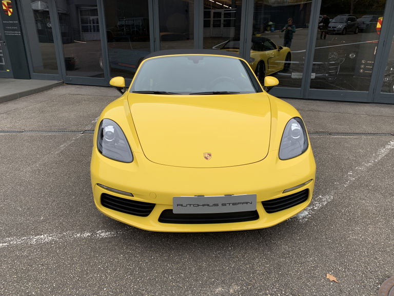 Porsche 718 Boxster