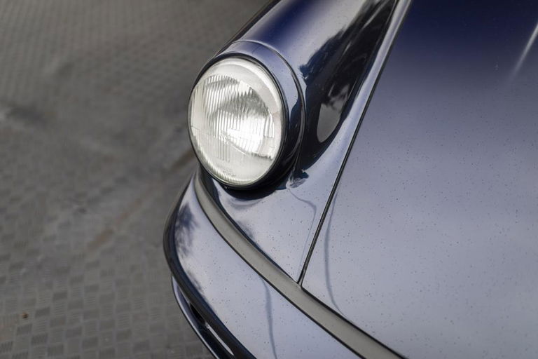 Porsche 964 Carrera RS