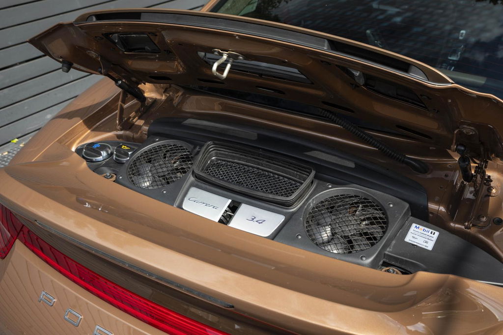 Porsche 991 Carrera 4