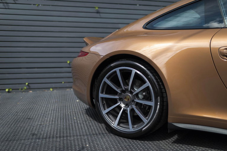 Porsche 991 Carrera 4