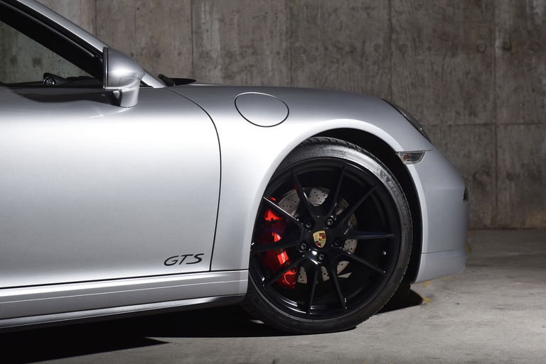 Porsche 991 Carrera GTS