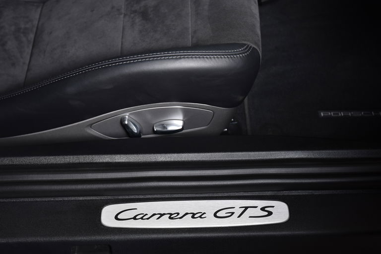 Porsche 991 Carrera GTS