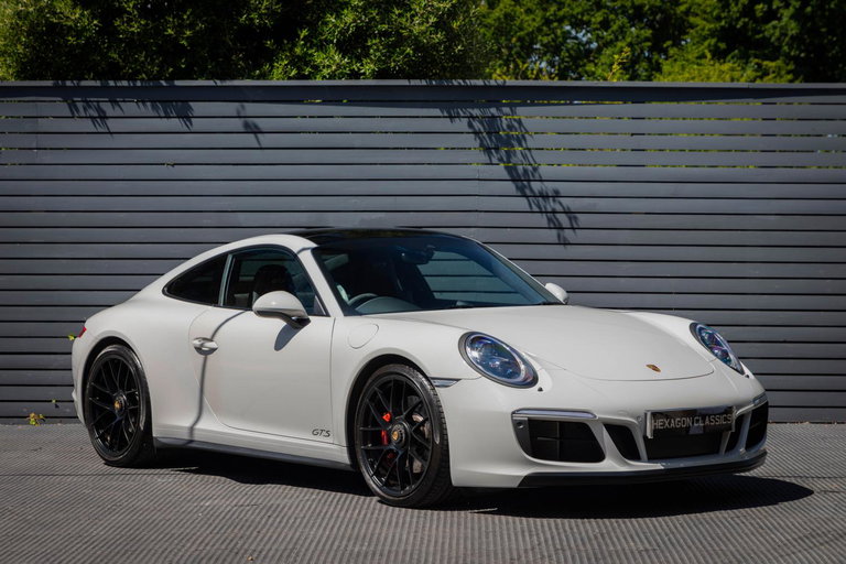 Porsche 991.2 Carrera GTS