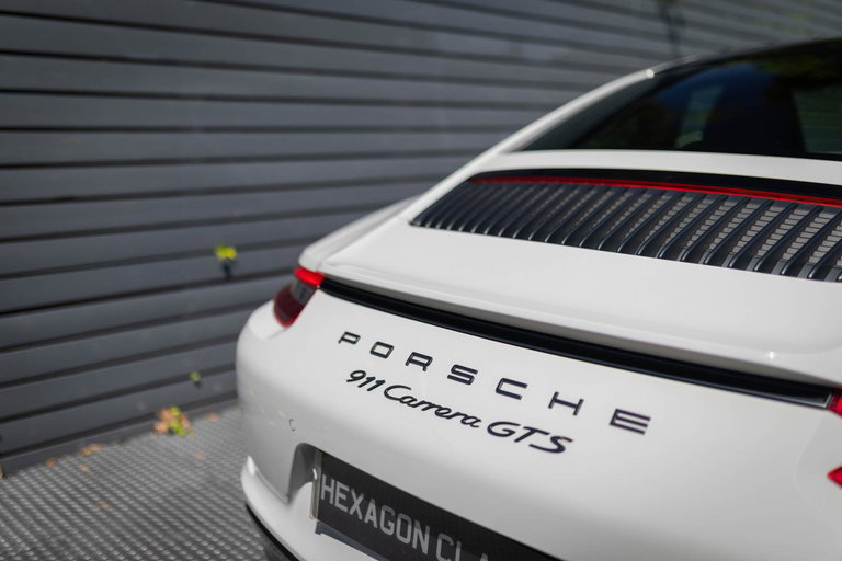 Porsche 991.2 Carrera GTS