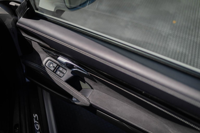 Porsche 991.2 Carrera GTS