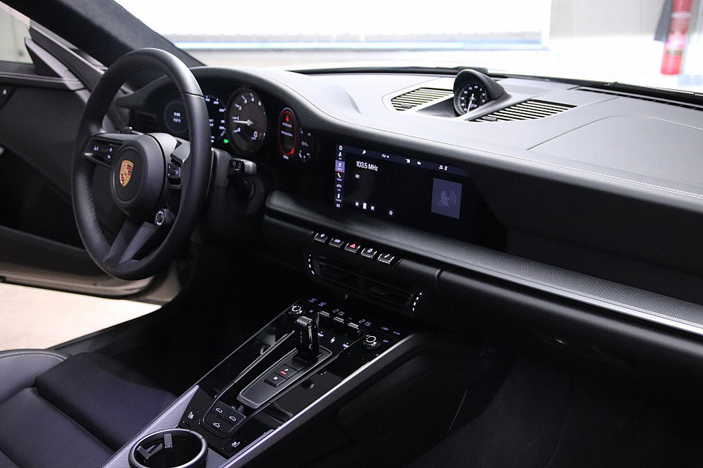 Porsche 992 Carrera S