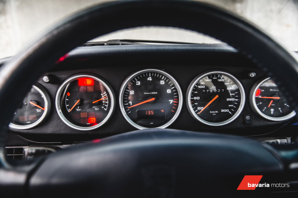 Porsche 993 Carrera 4