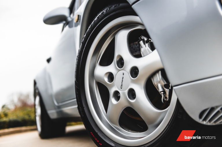 Porsche 993 Carrera 4