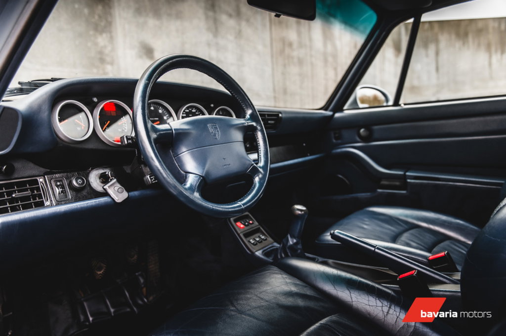 Porsche 993 Carrera 4