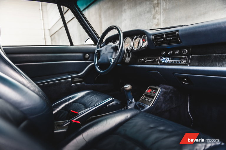 Porsche 993 Carrera 4