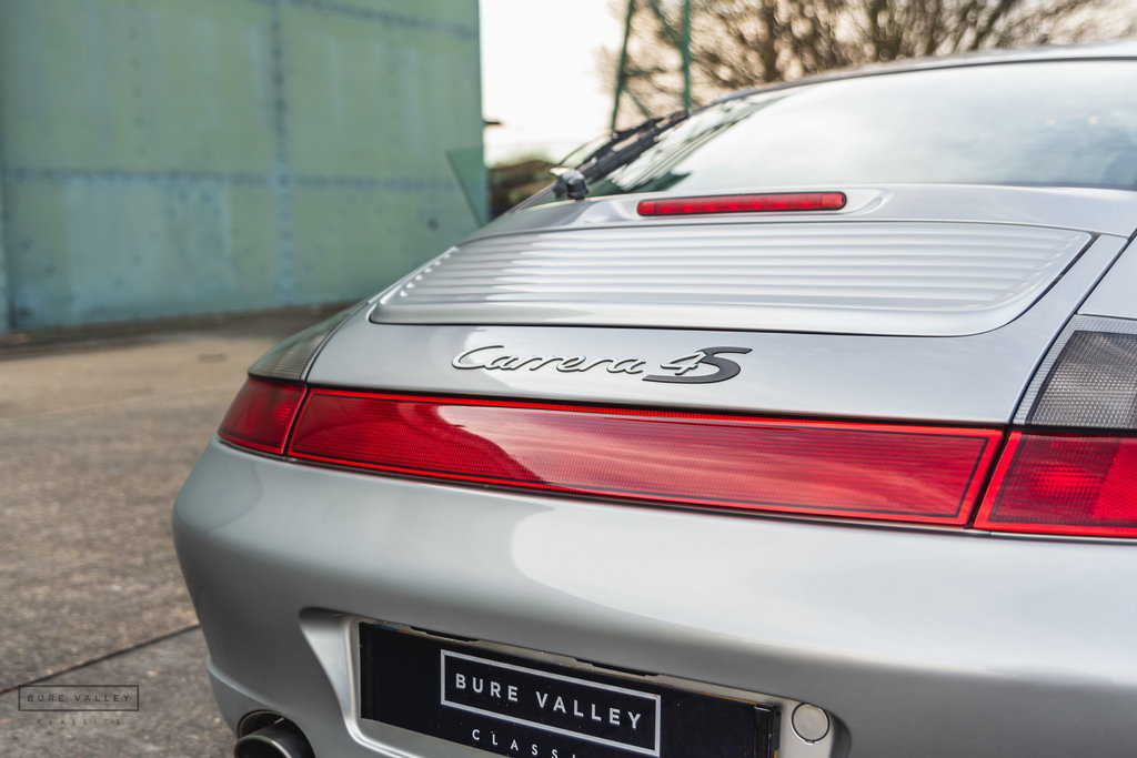 Porsche 996.2 Carrera 4S