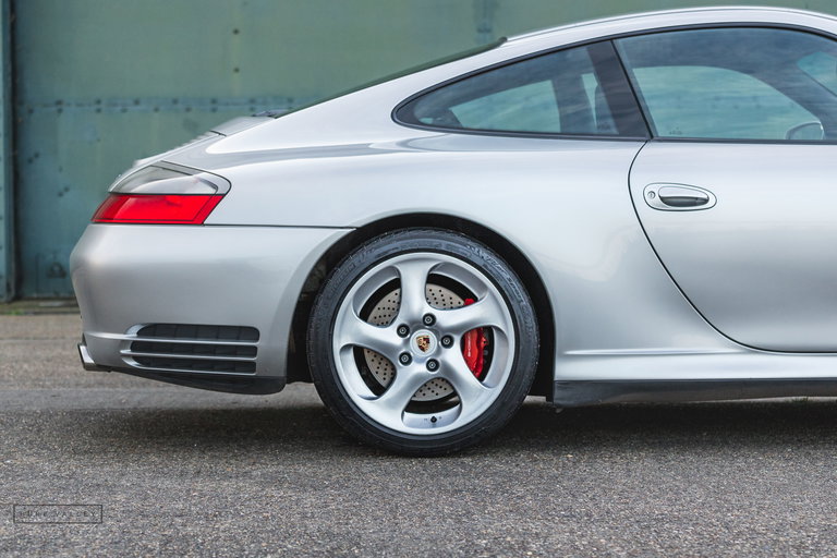 Porsche 996.2 Carrera 4S