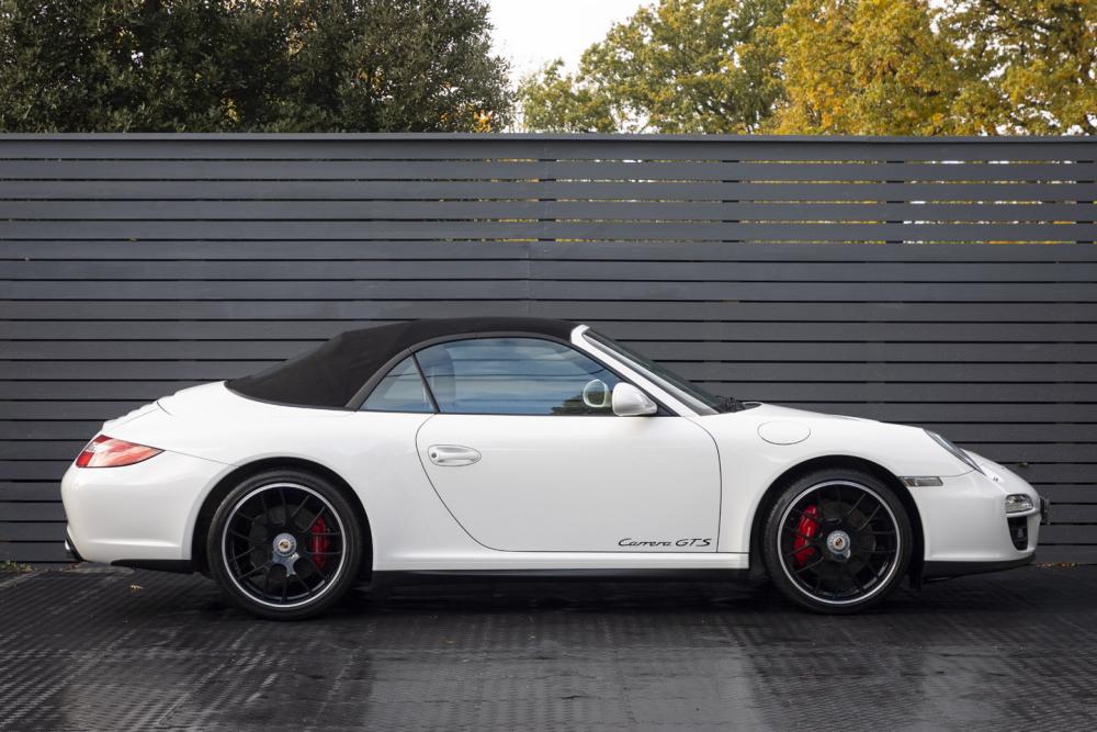 Porsche 997.2 Carrera GTS