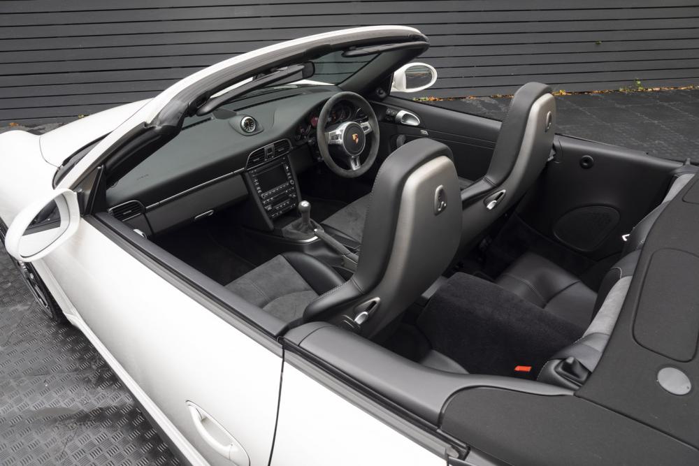 Porsche 997.2 Carrera GTS