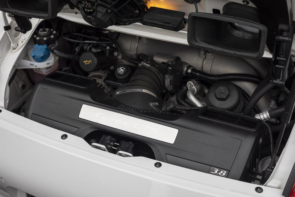 Porsche 997.2 Carrera GTS