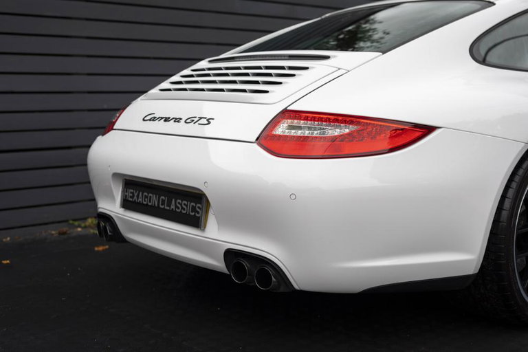 Porsche 997.2 Carrera GTS