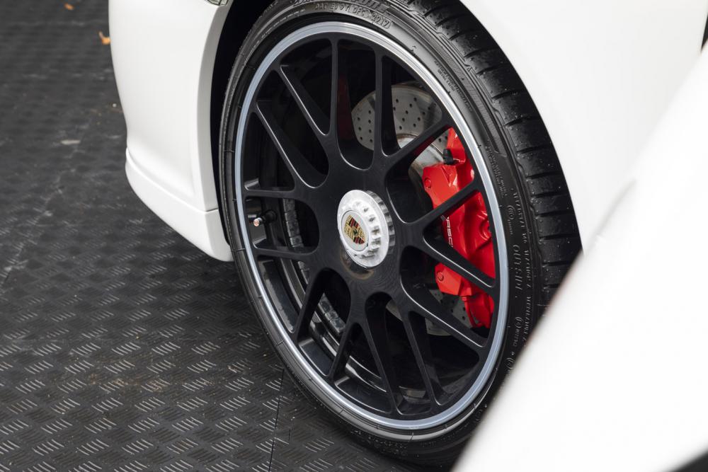 Porsche 997.2 Carrera GTS