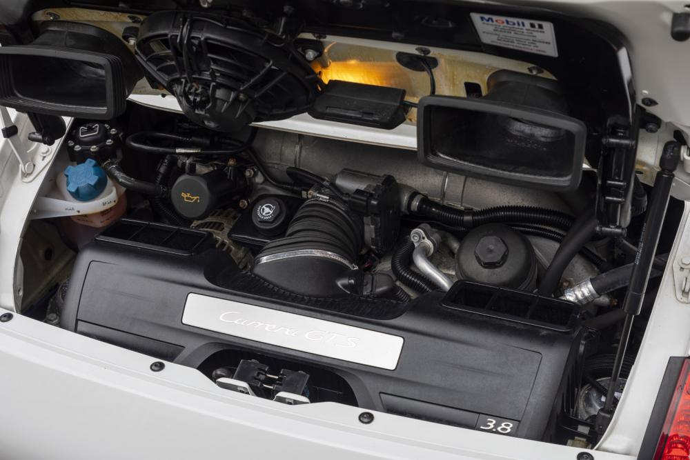 Porsche 997.2 Carrera GTS