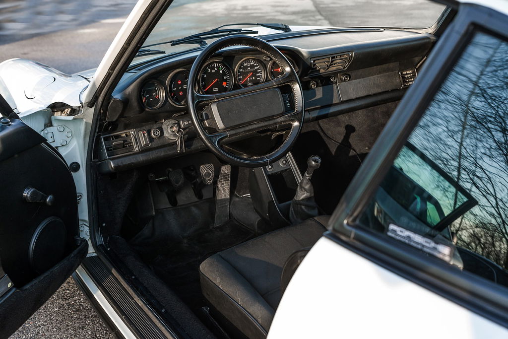 Porsche 911 Carrera 3.2 Clubsport