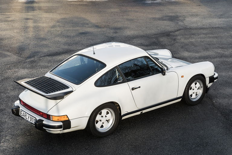 Porsche 911 Carrera 3.2 Clubsport